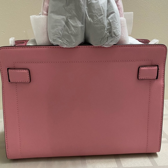 selling Mk bag - Picture 3 of 3